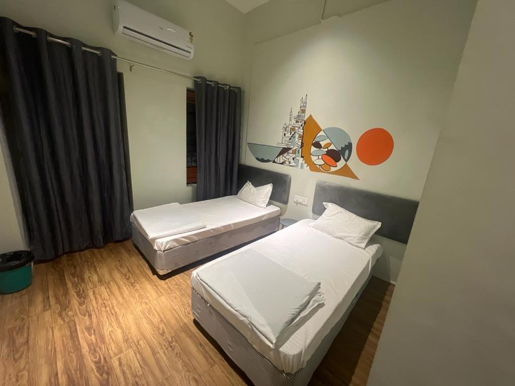 My Roomz Banaras Varanasi Exterior foto